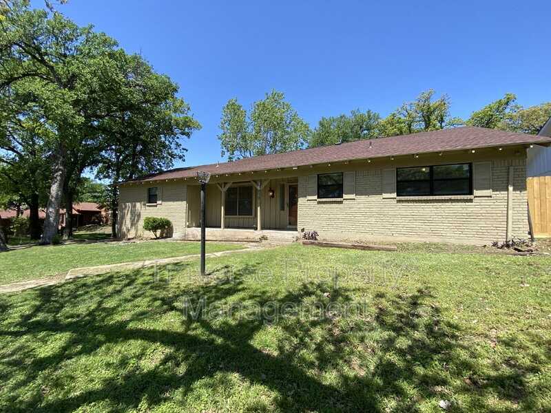 6017 Shelton St - Photo 2 of 35