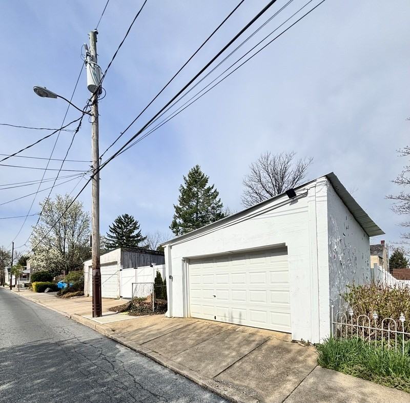 728 Saint Joseph St #G - Photo 2 of 6