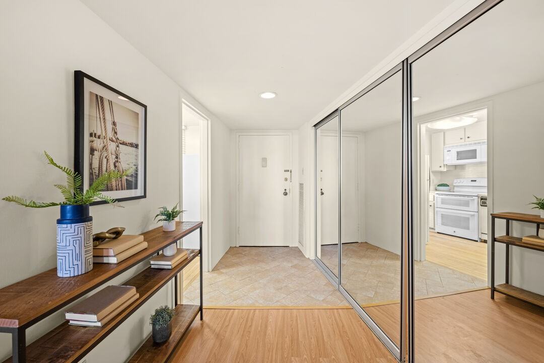 4337 Marina City Dr - Photo 3 of 9