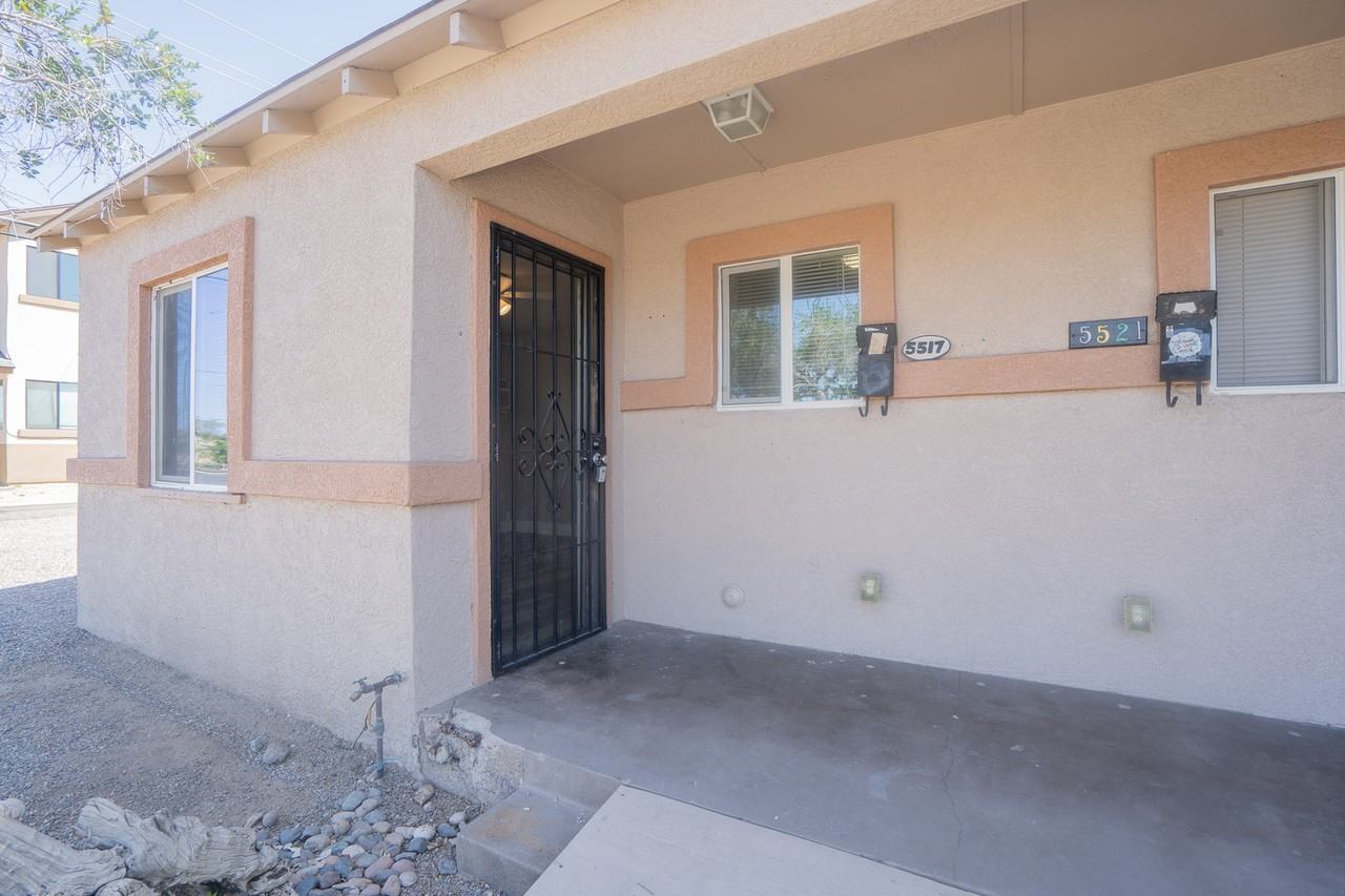 5517 W Palmaire Ave - Photo 3 of 28