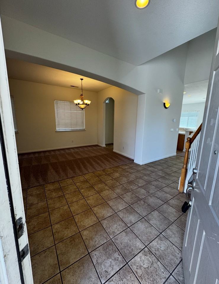 7012 Santarem Ct - Photo 3 of 40