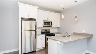 1619 N Maplewood Ave #1F - Photo 1 of 1