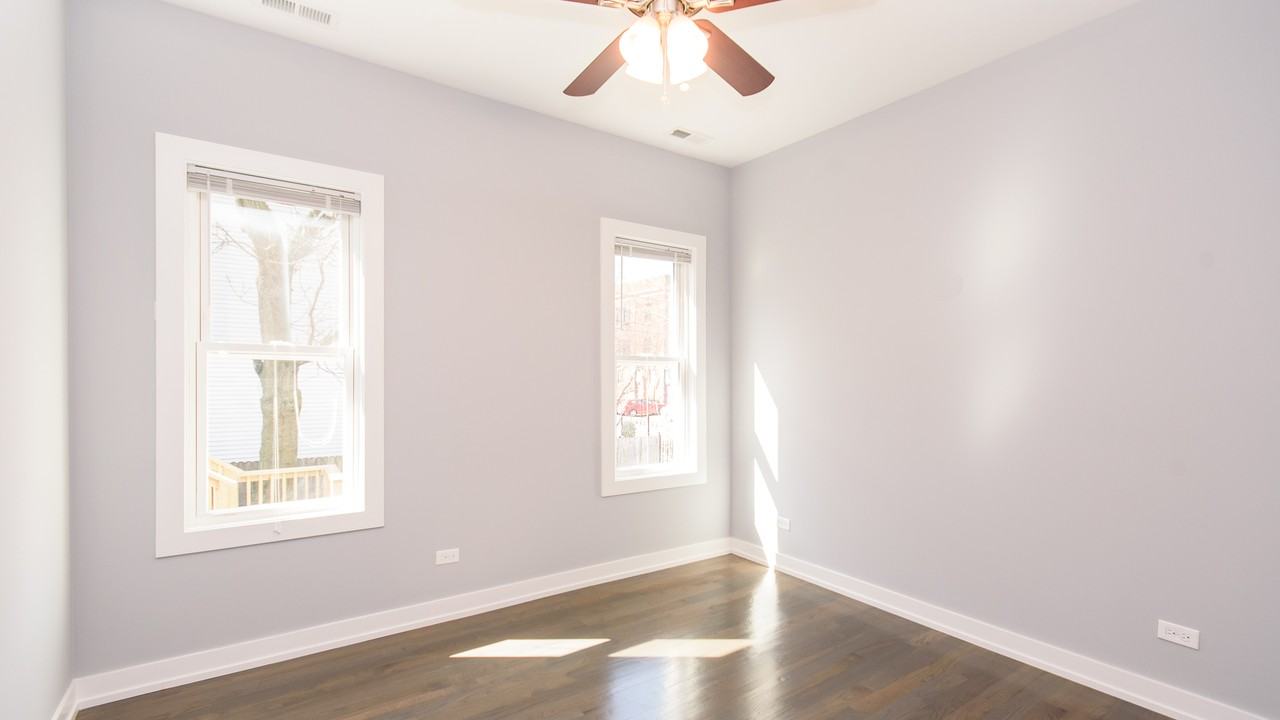 1619 N Maplewood Ave #1F - Photo 5 of 8