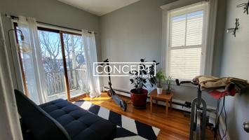 featured image of 119 Lexington St #3R