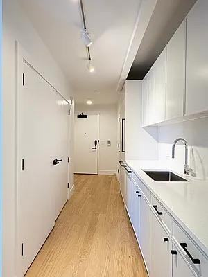 Carroll St #E519 - Photo 2 of 11