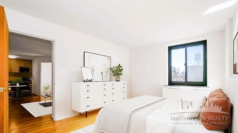 E 30th St #8 - Photo 2 of 7