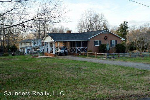 4954 Stonington Rd SW - Photo 3 of 33