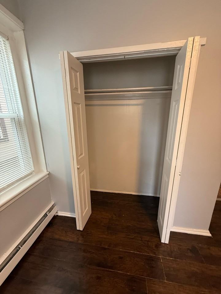 197 Glen Street - Photo 6 of 16