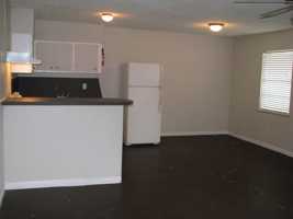 featured image of 3806 Wipprecht St