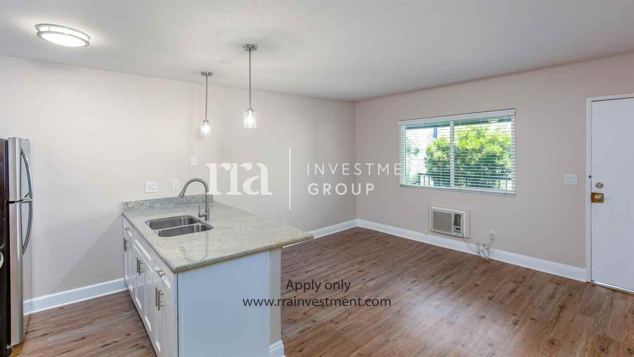 2405-2411 Adams Ave - Photo 3 of 50