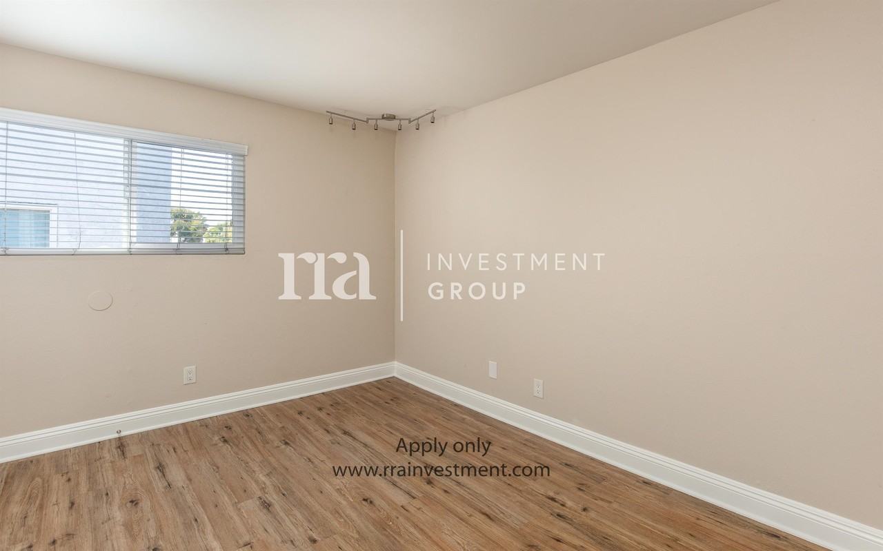2405-2411 Adams Ave - Photo 6 of 50