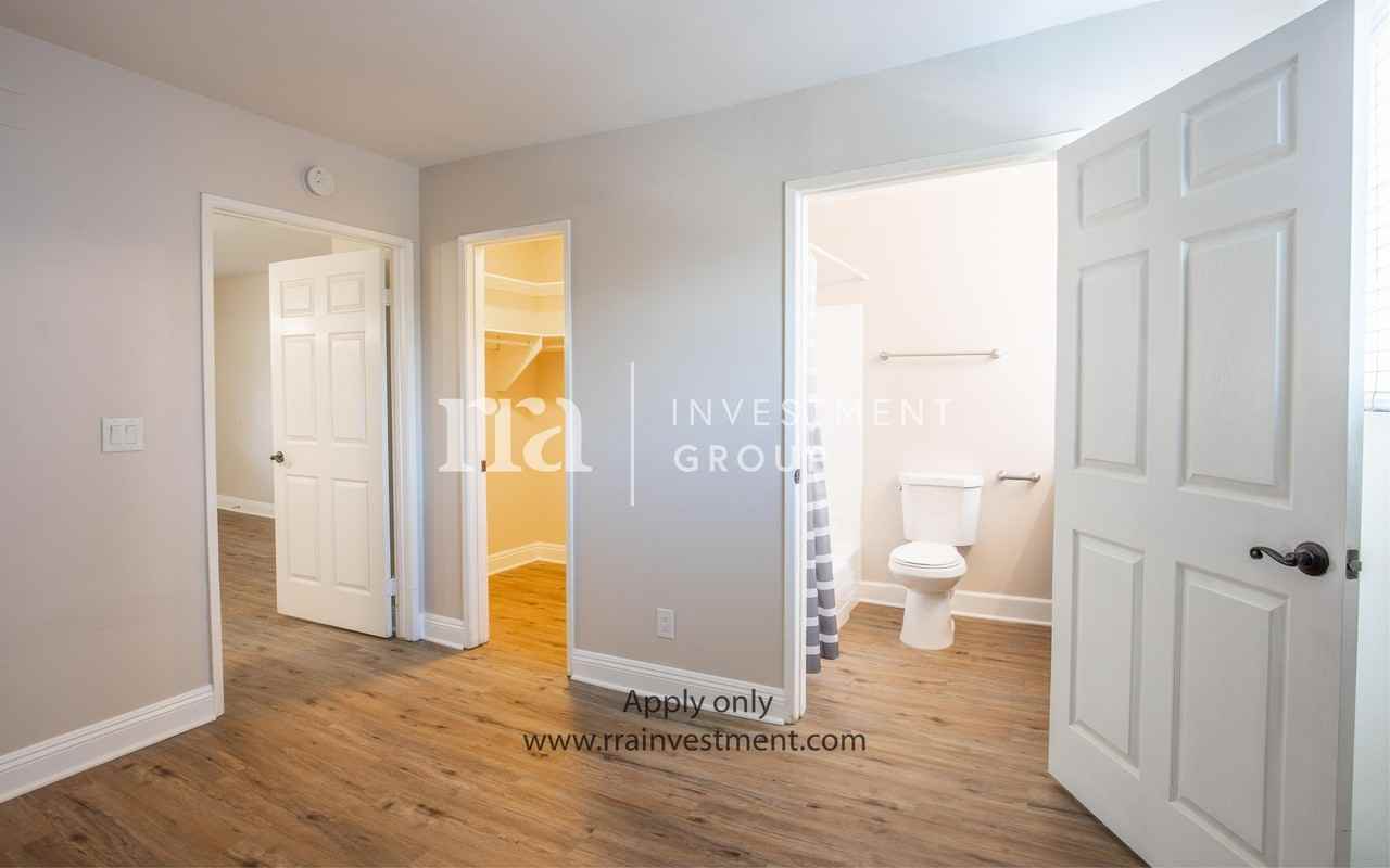 2405-2411 Adams Ave - Photo 7 of 50