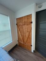 featured image of 512 Dell Ct