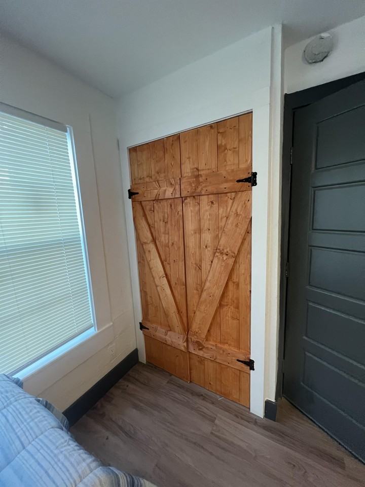 Dell Court - Photo 4 of 50