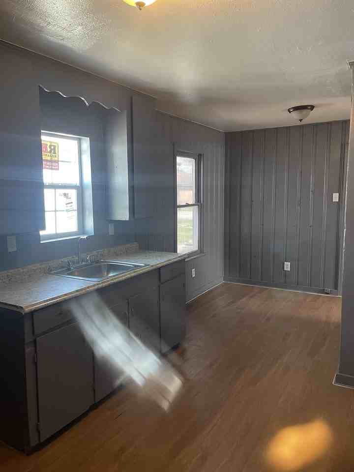 3110 Christie St. - Photo 3 of 18