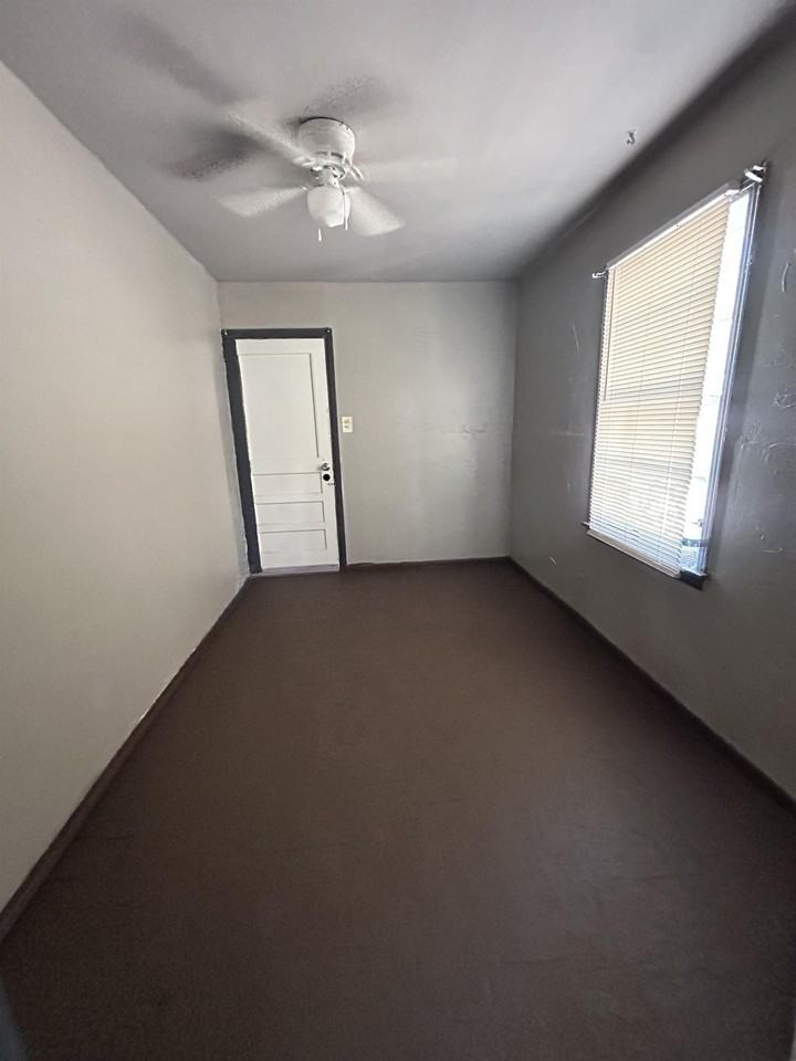 Reeveston - Photo 5 of 6