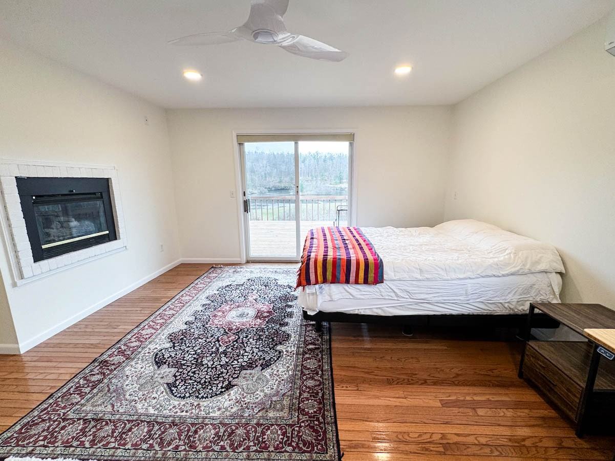 64 Hungerford Road - Photo 5 of 50