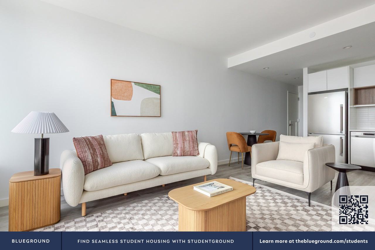 87 Commercial St #1813 - Photo 7 of 38