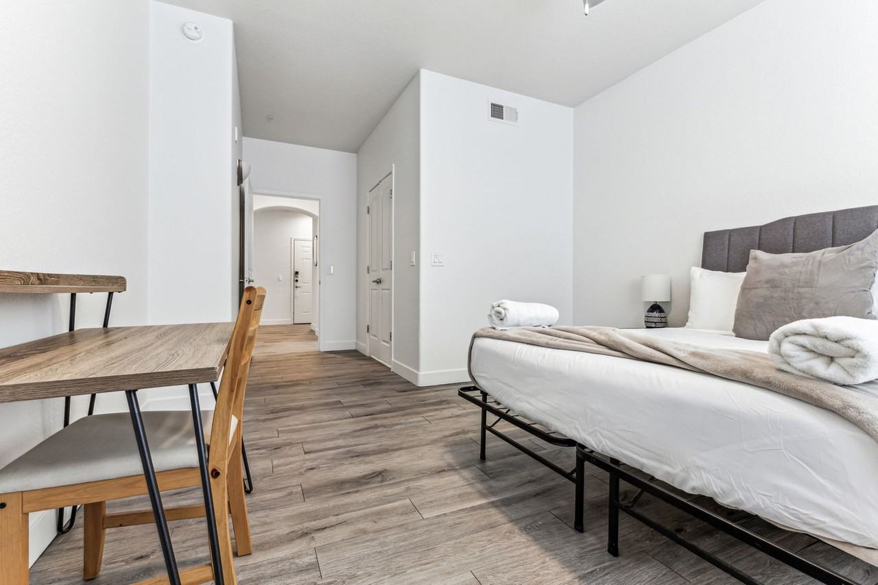 9450 W Cabela Dr #1054664P - Photo 5 of 32