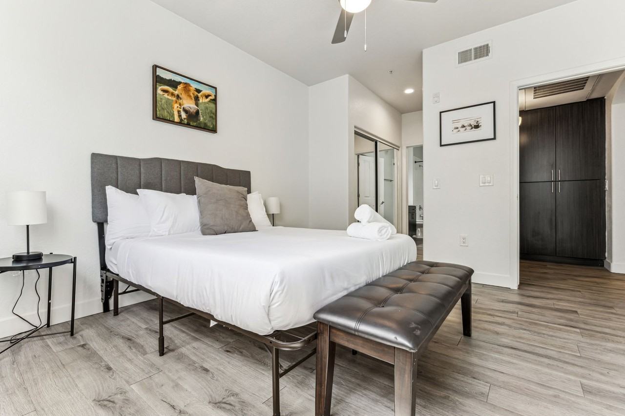 9450 W Cabela Dr #1054664P - Photo 6 of 32