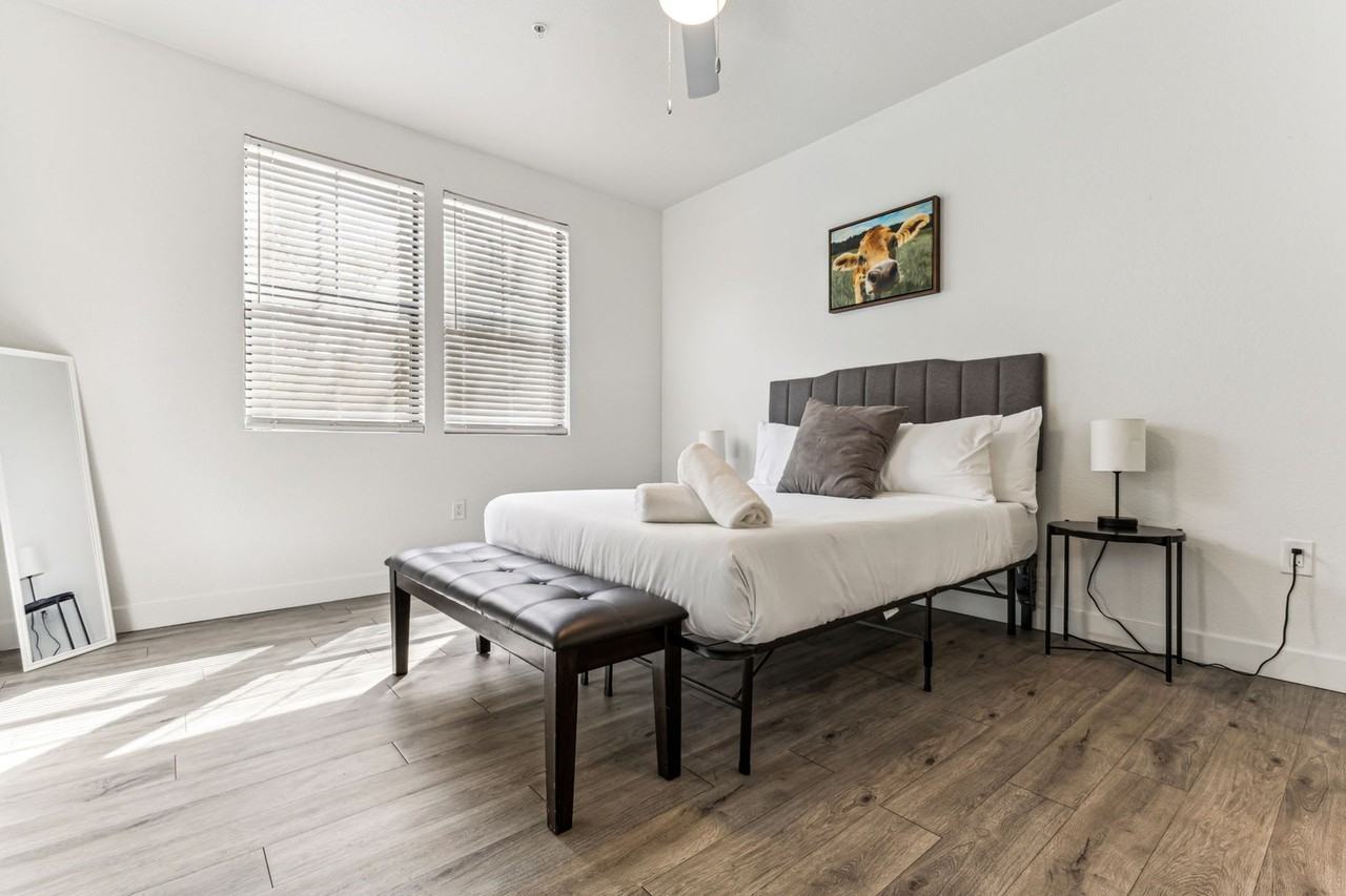 9450 W Cabela Dr #1054664P - Photo 7 of 32