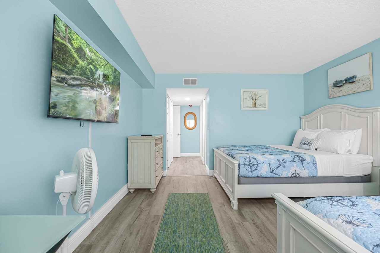 39 Tulip Ave #1044373P - Photo 5 of 37