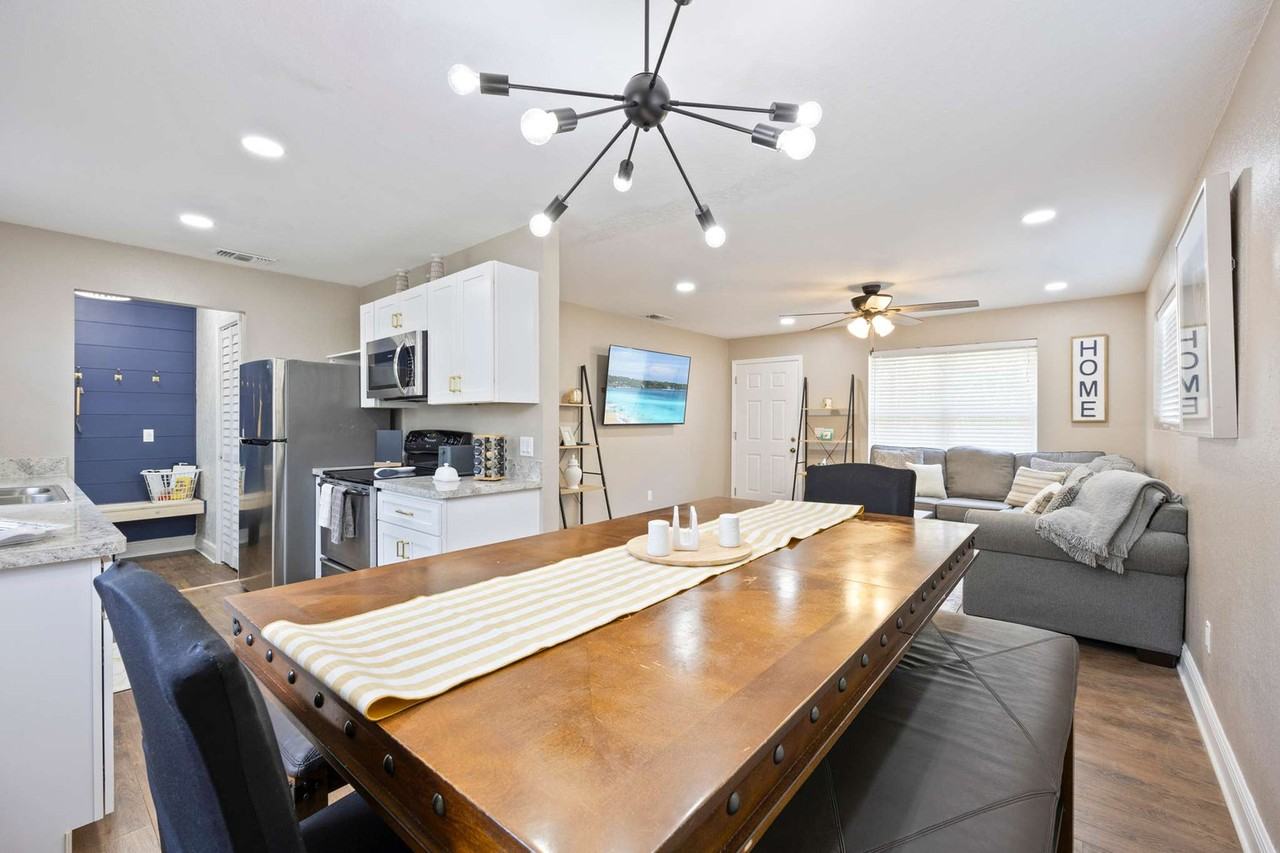 3145 Aspinwall Ave #1044469P - Photo 6 of 42