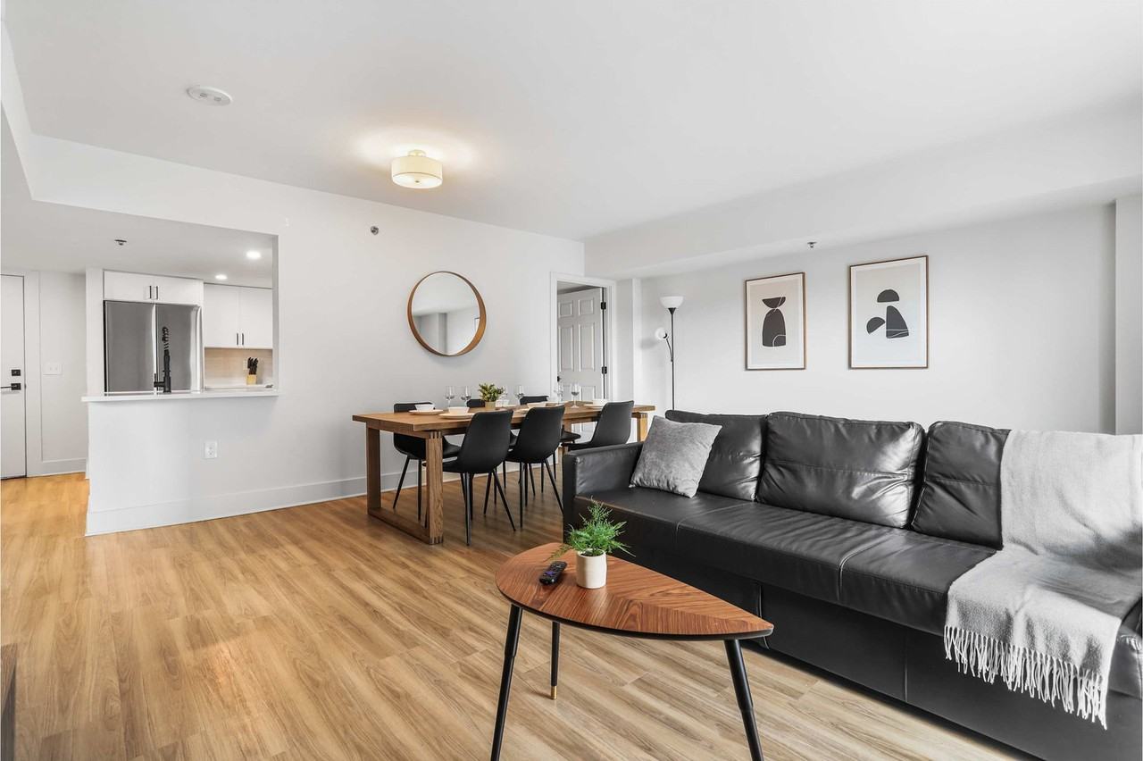 1221 S Eads St #1056571P - Photo 3 of 32