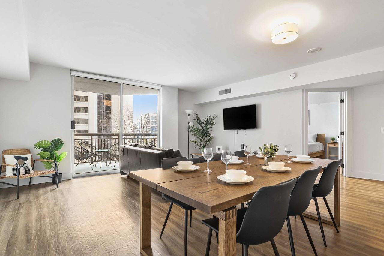 1221 S Eads St #1056571P - Photo 4 of 32