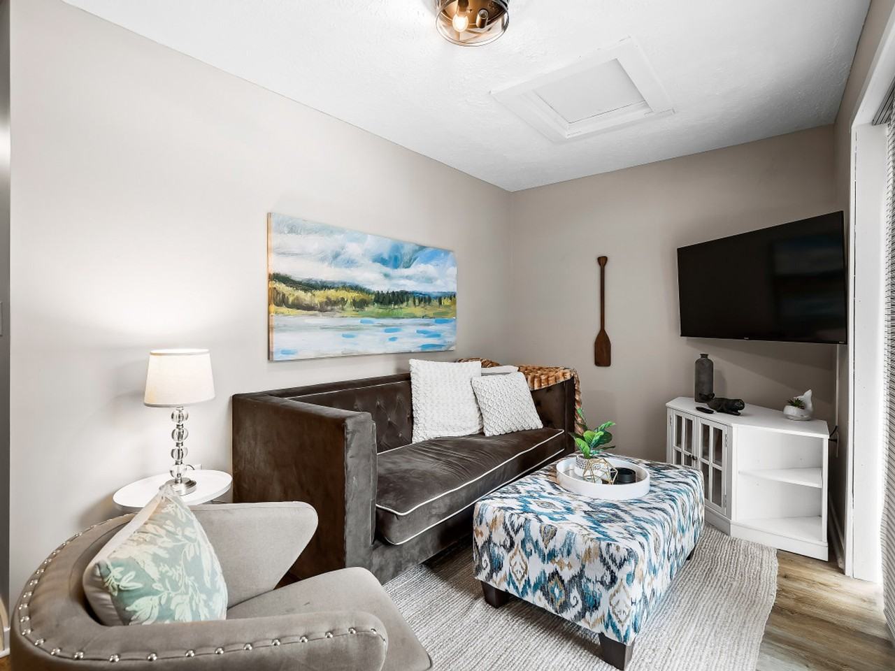 7525 Lake Rd #1061030P - Photo 3 of 25