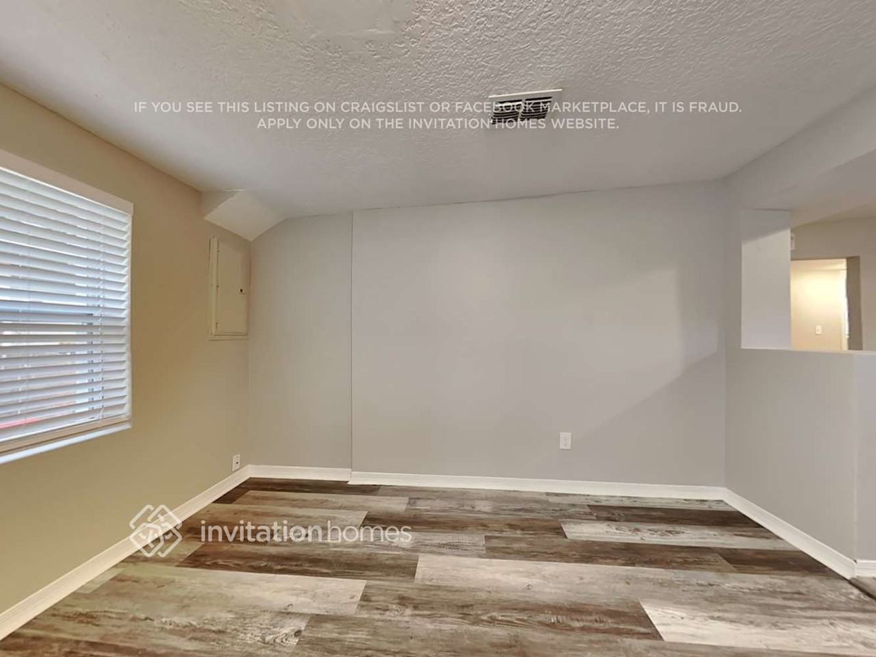 10345 Driftwood Rd - Photo 2 of 15