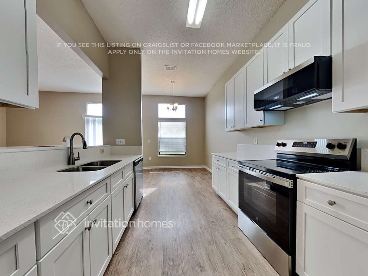 9564 Croxley Ct - Photo 6 of 18