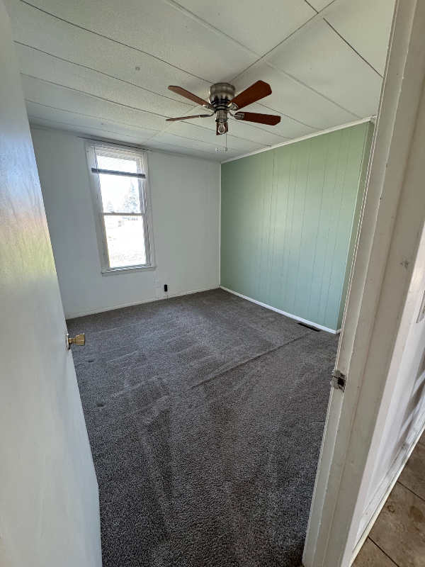 200 Main St - Photo 3 of 8