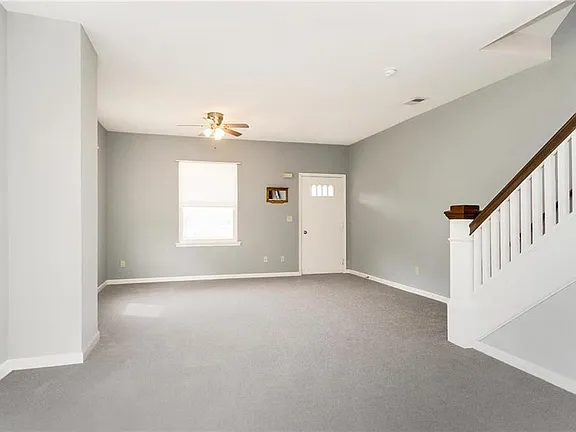 603 Lechauwecki Ave - Photo 2 of 19