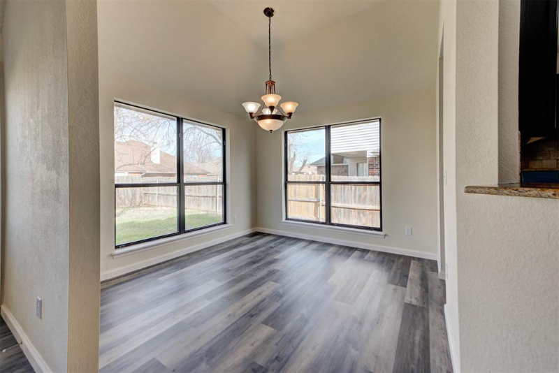 8125 Jason Dr - Photo 6 of 20