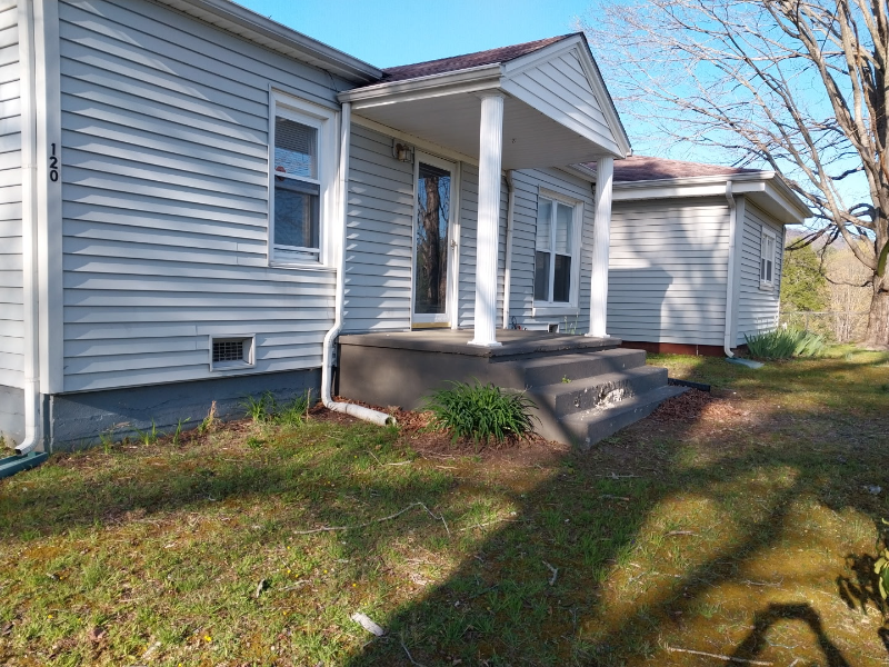 120 Alvin Bullen Rd - Photo 2 of 23