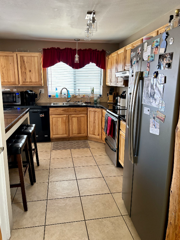 5236 W Bobwhite Way - Photo 2 of 20