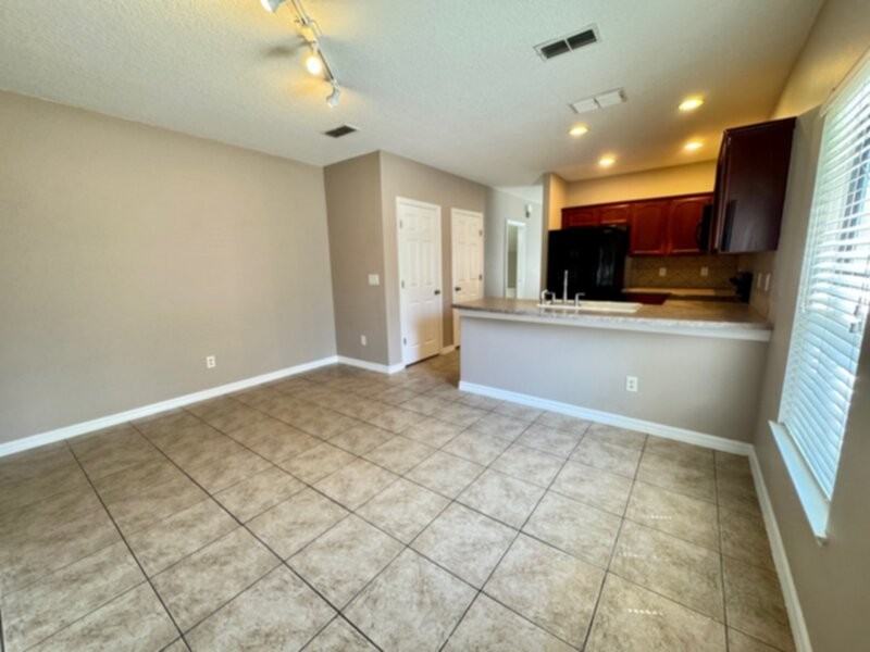 3560 Windleshore Way - Photo 6 of 20