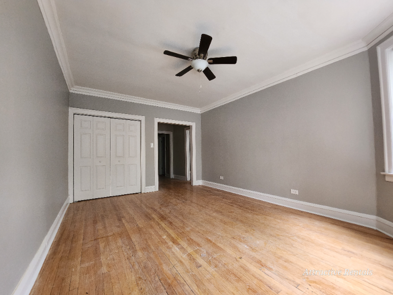 654 W 81st St #1 - Photo 2 of 9