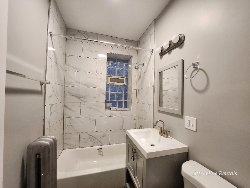 654 W 81st St #1 - Photo 3 of 9