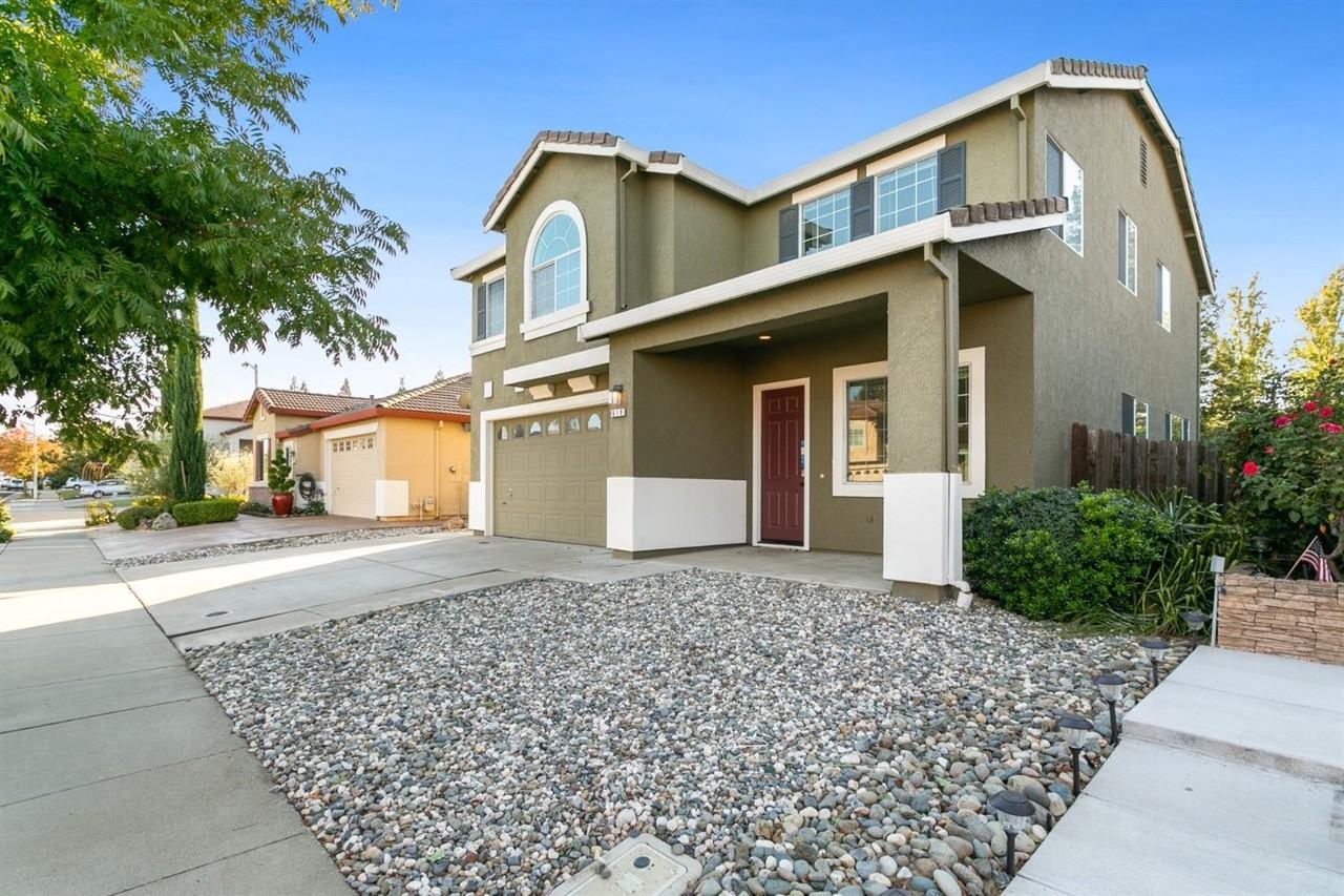 619 Bridgeford Dr #NA - Photo 2 of 43