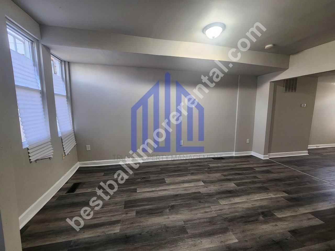 5321 Denmore Ave - Photo 3 of 8