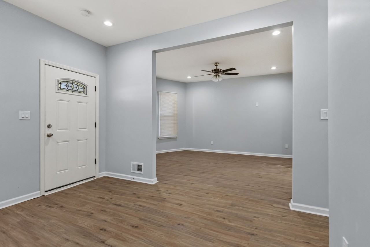 115 Richton St - Photo 2 of 24