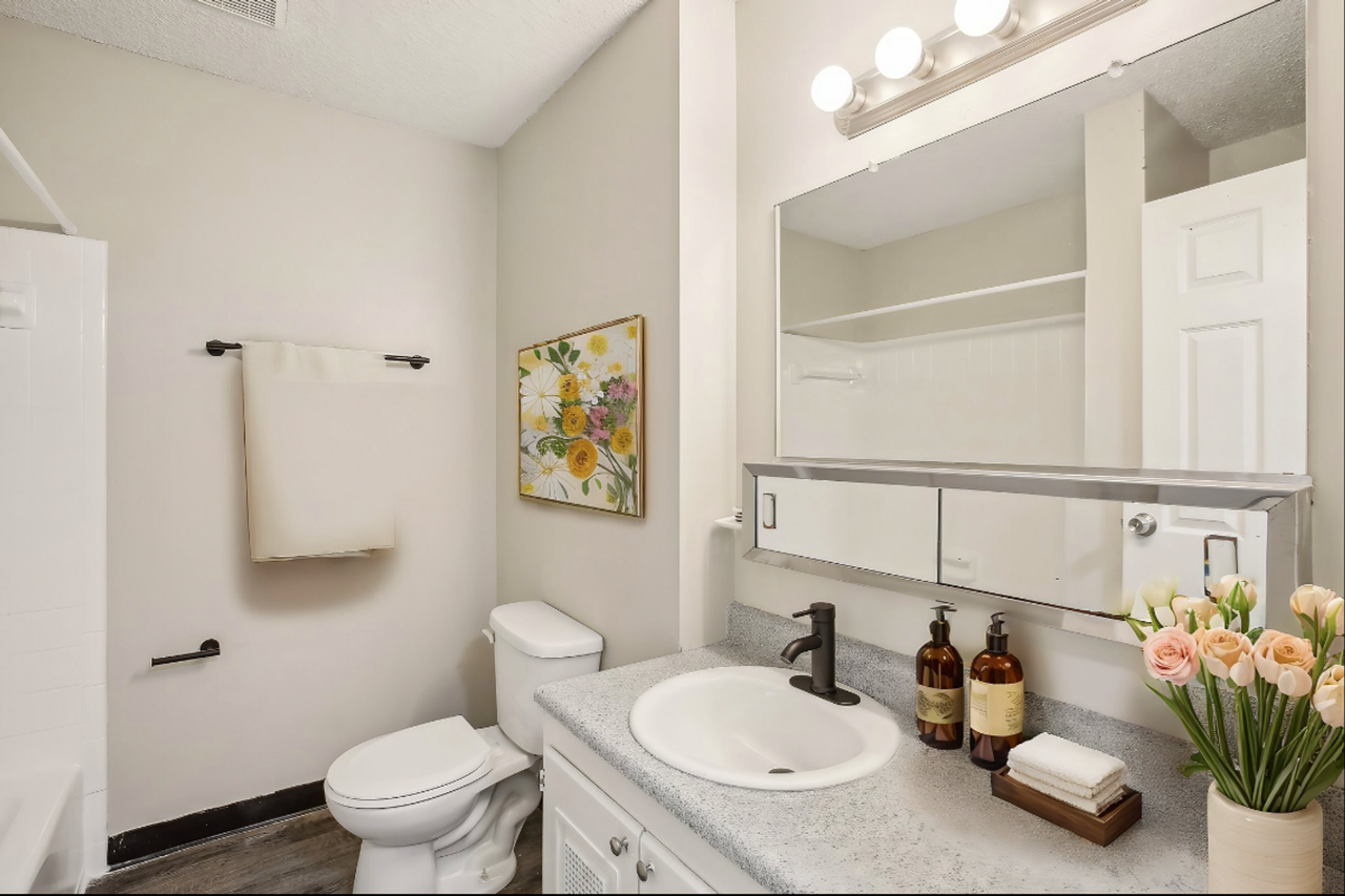 Flats at Wildwood - Photo 5 of 25