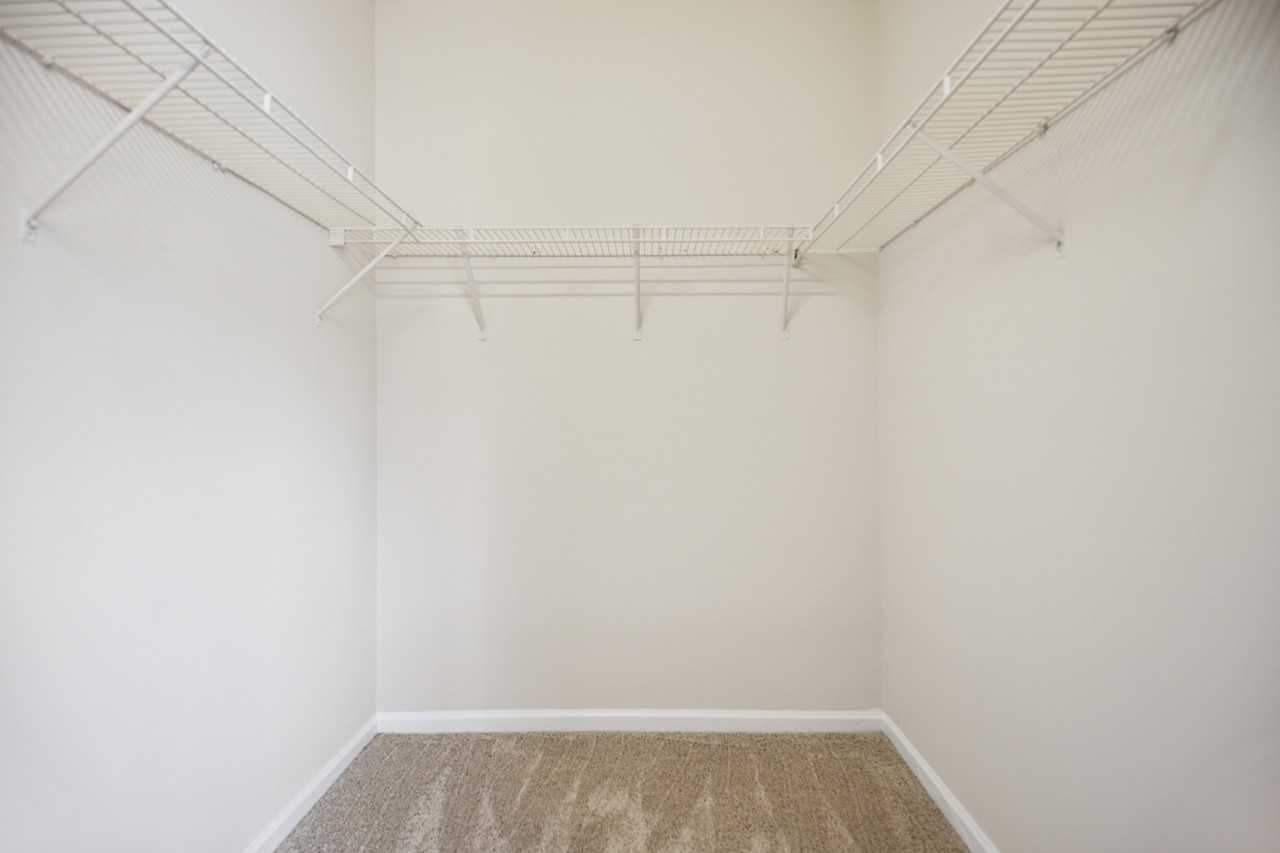 Northridge Crossings - Photo 5 of 45