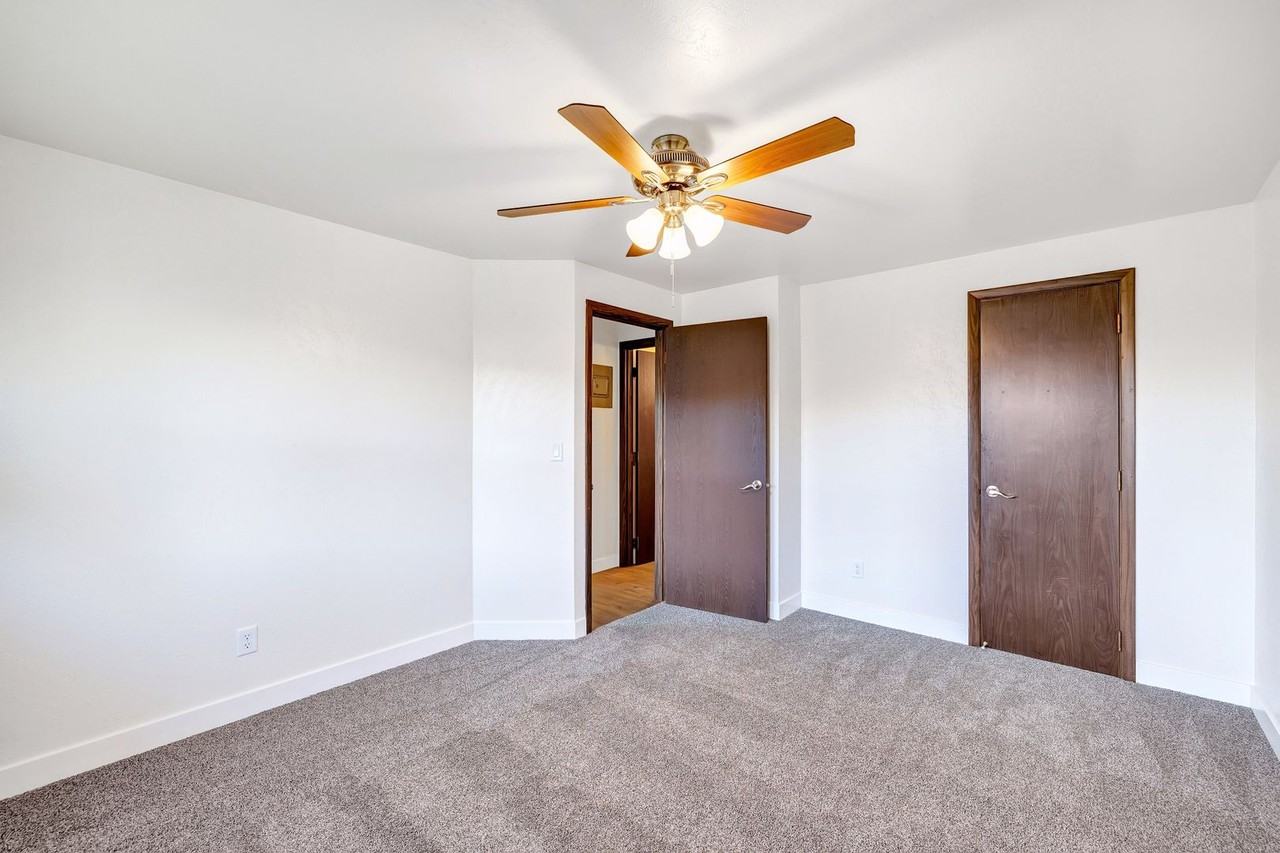 1673 Lenwood Ave. - Photo 5 of 10