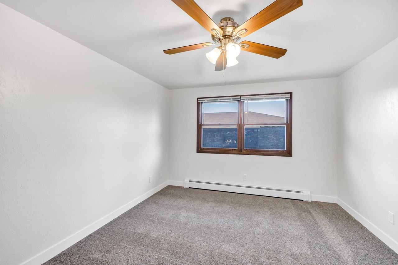 1673 Lenwood Ave. - Photo 6 of 10
