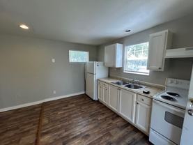 Spacious Large Duplex - Photo 1 of 1
