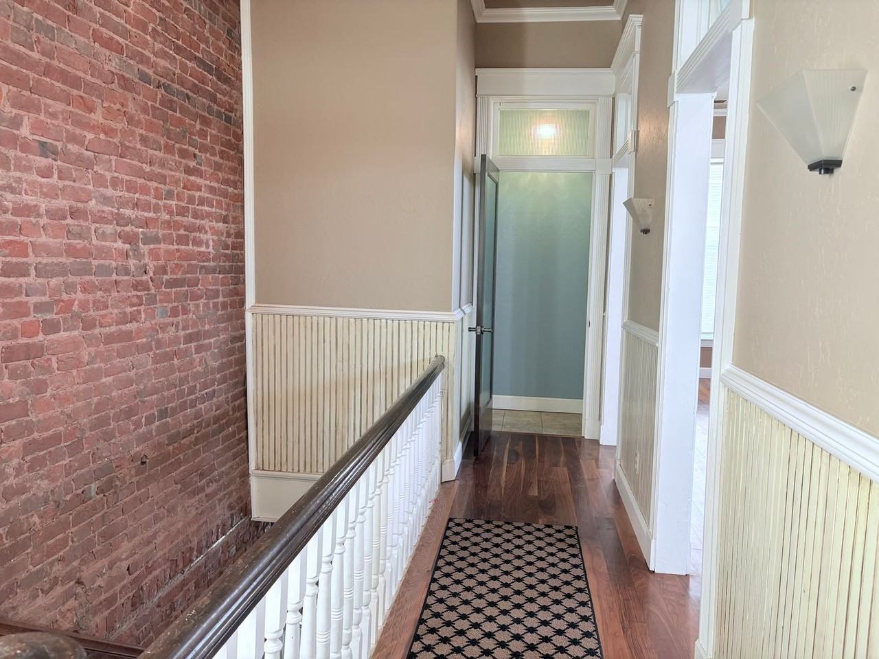 101 S Broadway St #B - Photo 4 of 19