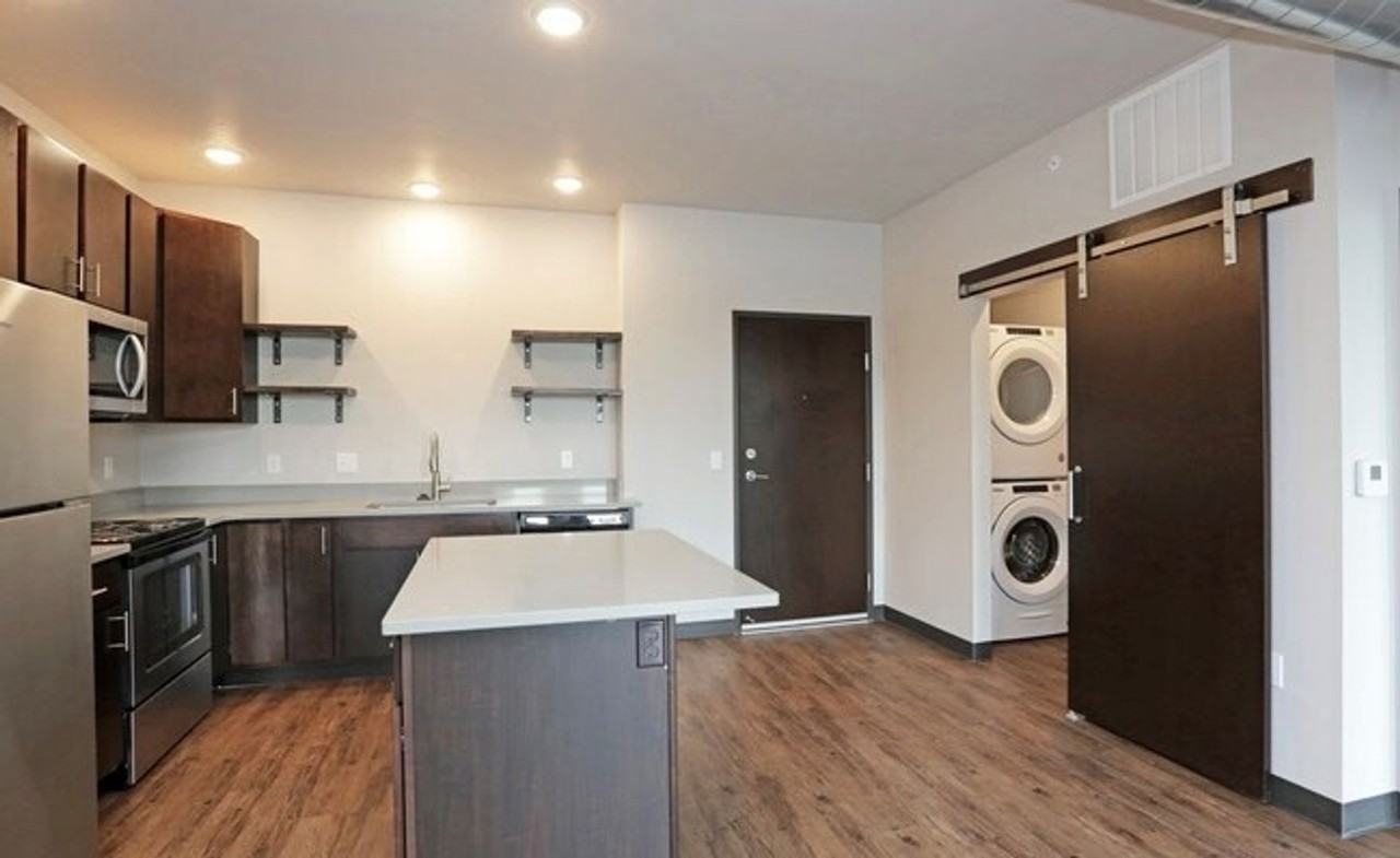 3115 Peridot Ave - Photo 2 of 6